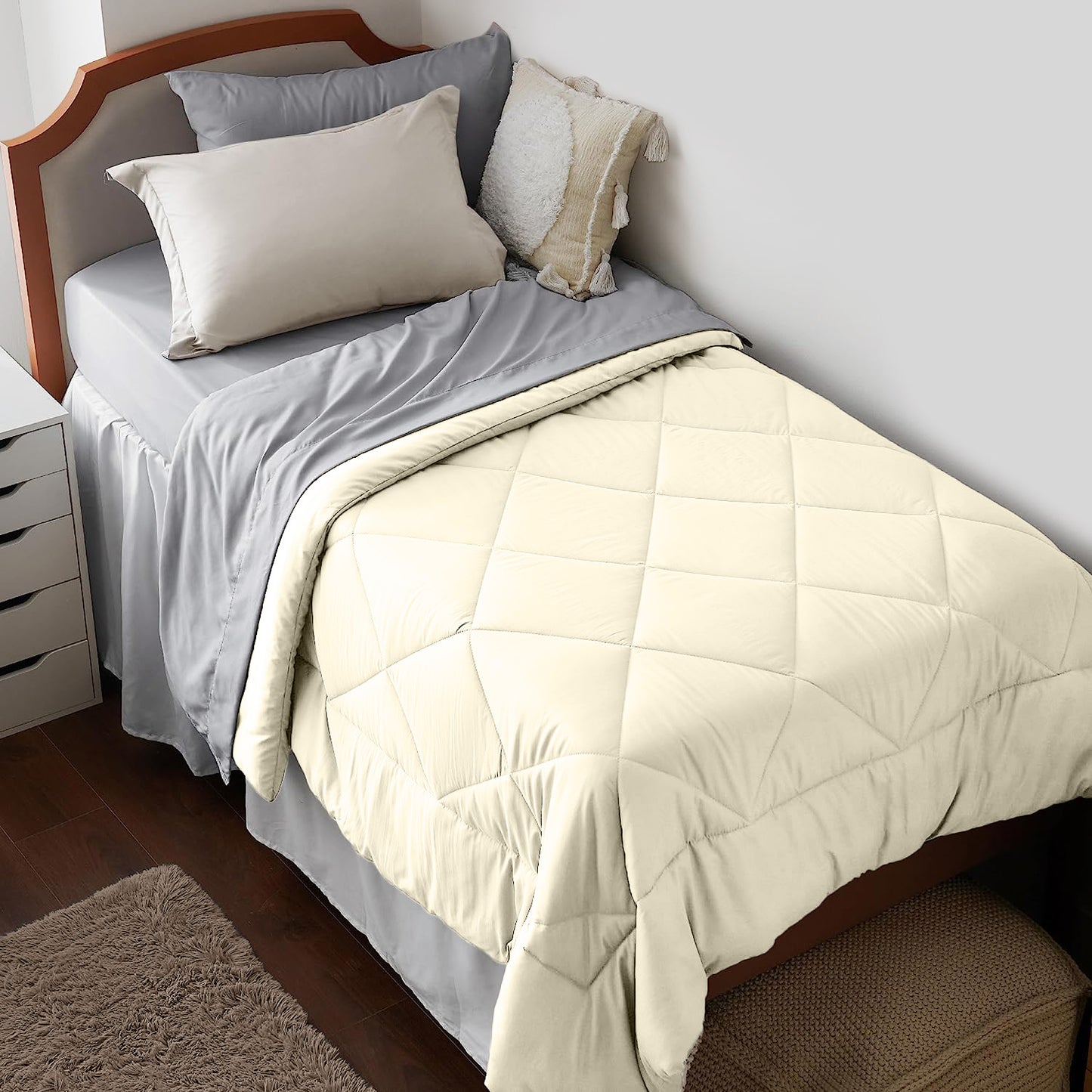 Premium Brushed Microfiber All Season Export Quality 1pc Comforter, 300GSM, 700+ Fill Power, 45 oz Fill Weight